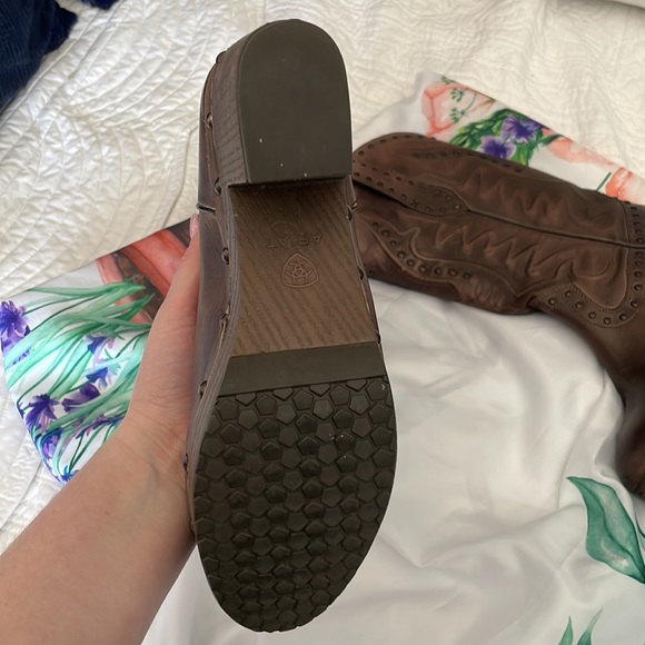 Ariat cowboy boots - Picture 10 of 14